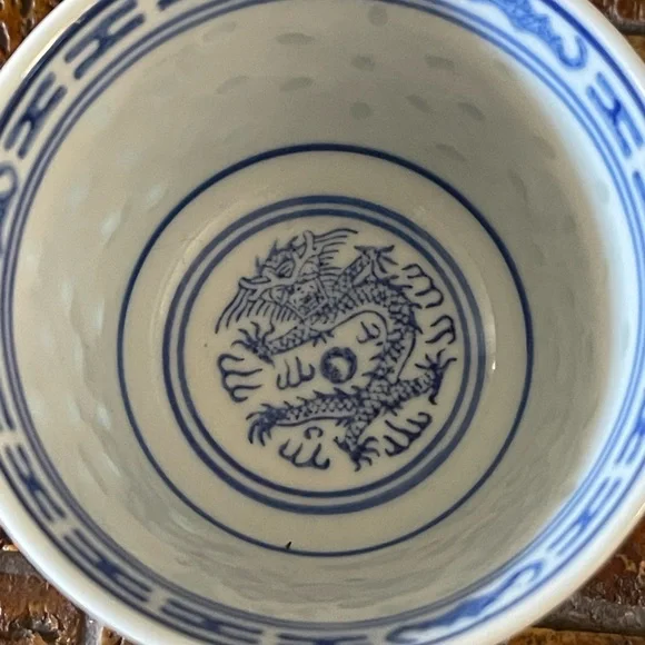 Vintage Tea cups - Picture 2 of 9